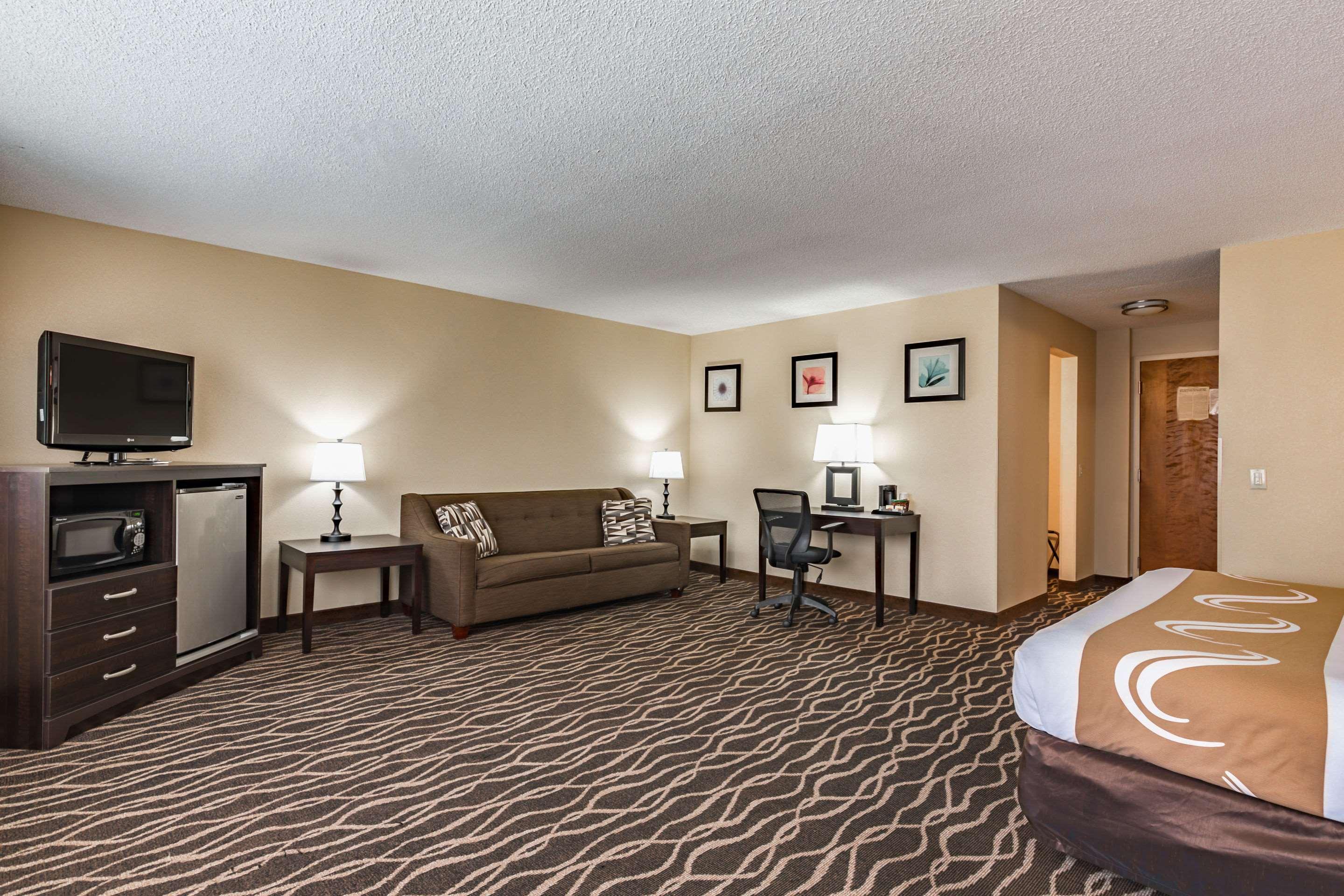 Quality Inn Schenectady - Albany Bagian luar foto