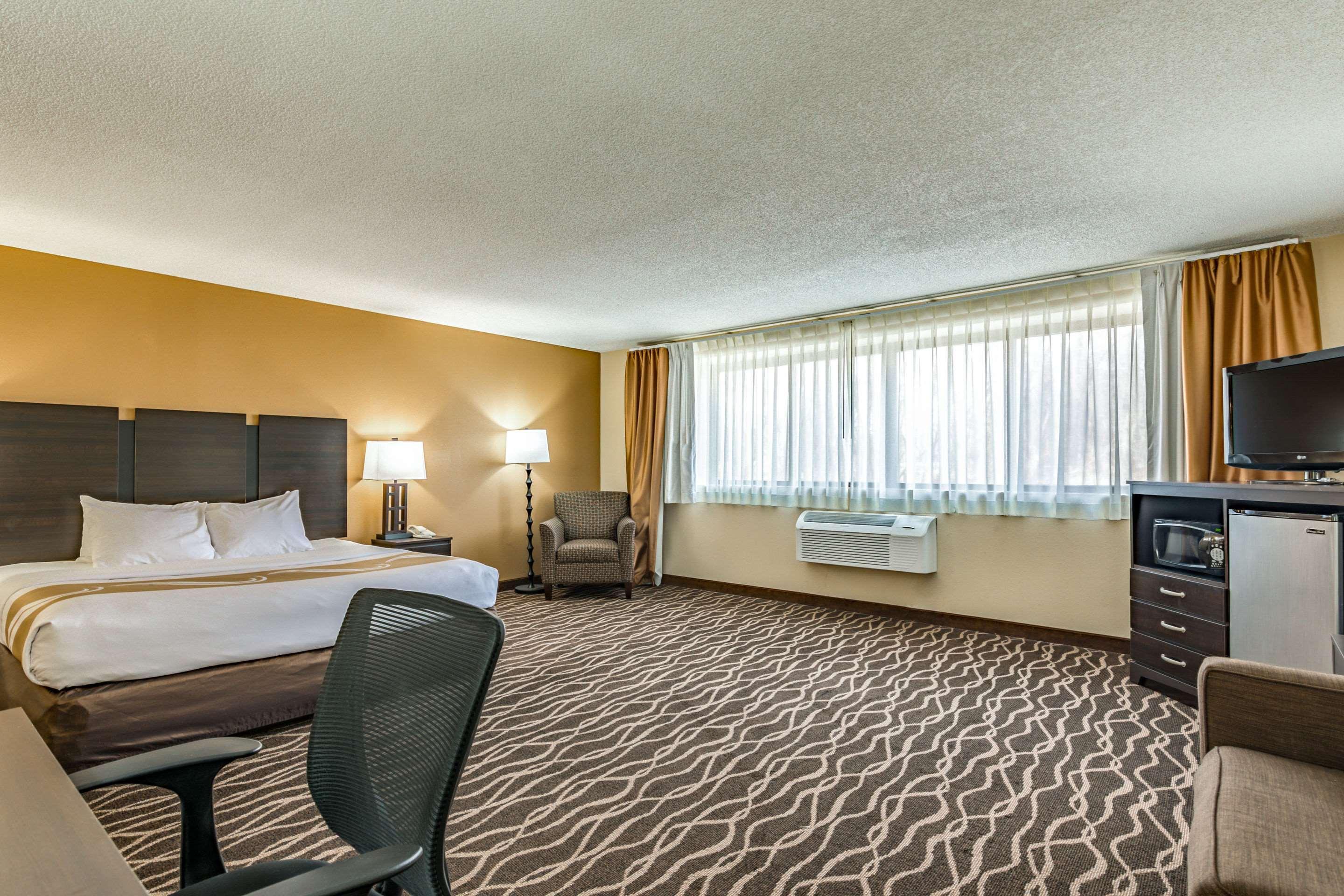 Quality Inn Schenectady - Albany Bagian luar foto